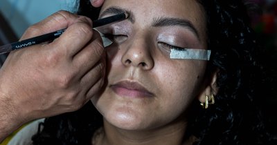 Smokey Eyes schminken Anleitung: Professionell